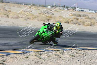 media/Jan-10-2025-CVMA Friday Practice (Fri) [[489e0da257]]/Group 4 and Trackday/Session 2 (Turn 4 Inside)/